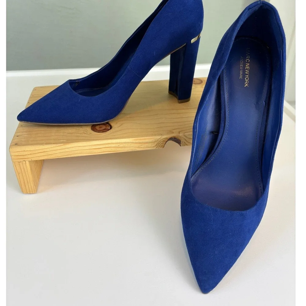 Marc New York Royal Blue Suede Pointed Toe Block Heel Pumps Gold Trim 10M